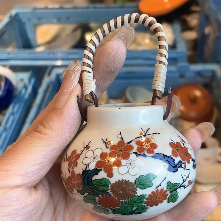 瓷片哈哈哈哈哈还哈哈