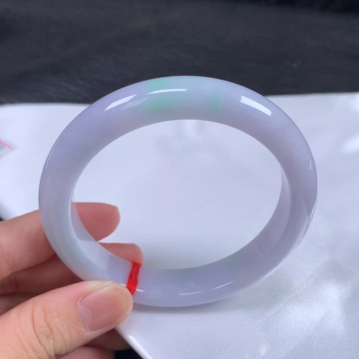 翡翠未镶嵌手镯