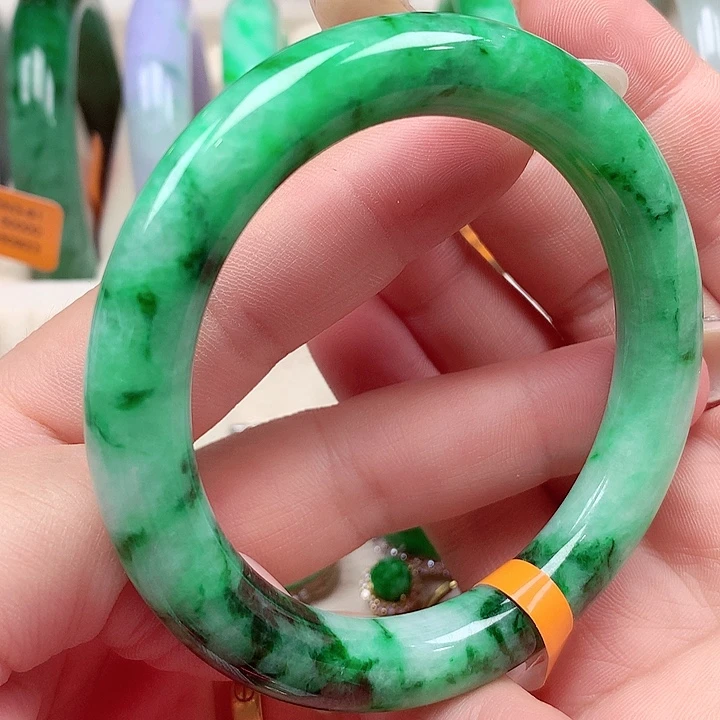 未镶嵌手镯翡翠翡翠手镯