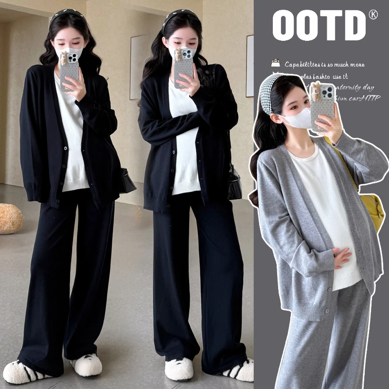 2025秋冬新品孕妇假两件开扣拼接针织毛衣慵懒复古时尚宽松套装