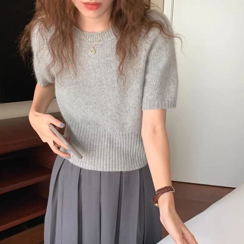 灰色收腰圆领短袖针织衫女春秋高级感软糯内搭毛衣泡泡袖短款上衣