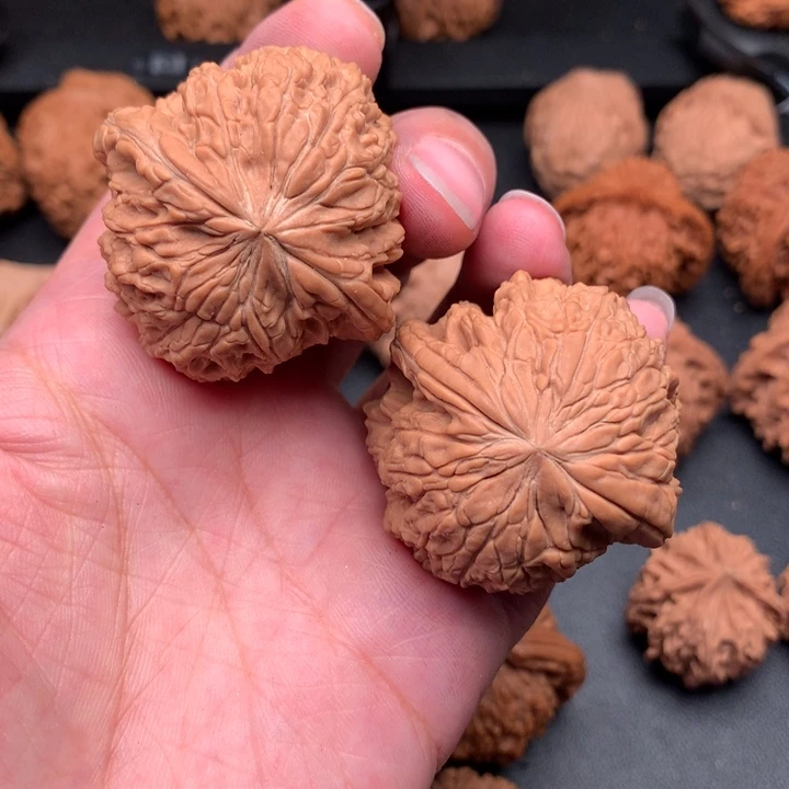 文玩核桃吊坠A****3狮子头