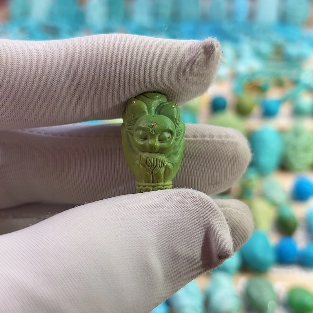 未镶嵌绿松石珠宝奇石