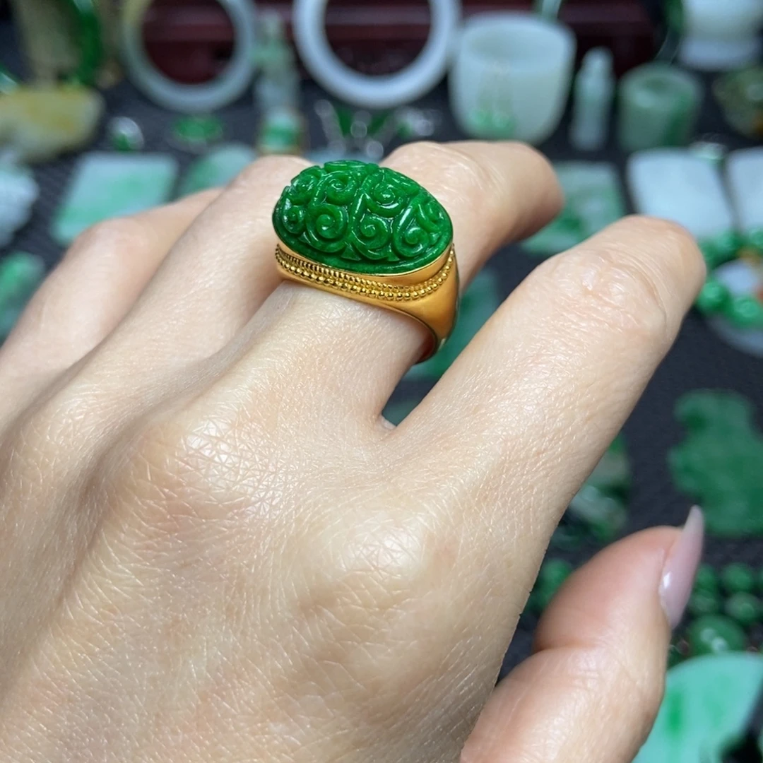 安***東翡翠未镶嵌挂件清