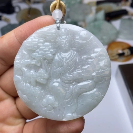 翡翠未镶嵌颈饰翡翠