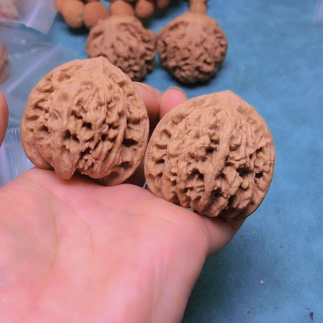 【闪购商品】摆件核桃43霞云岭磕尖出油