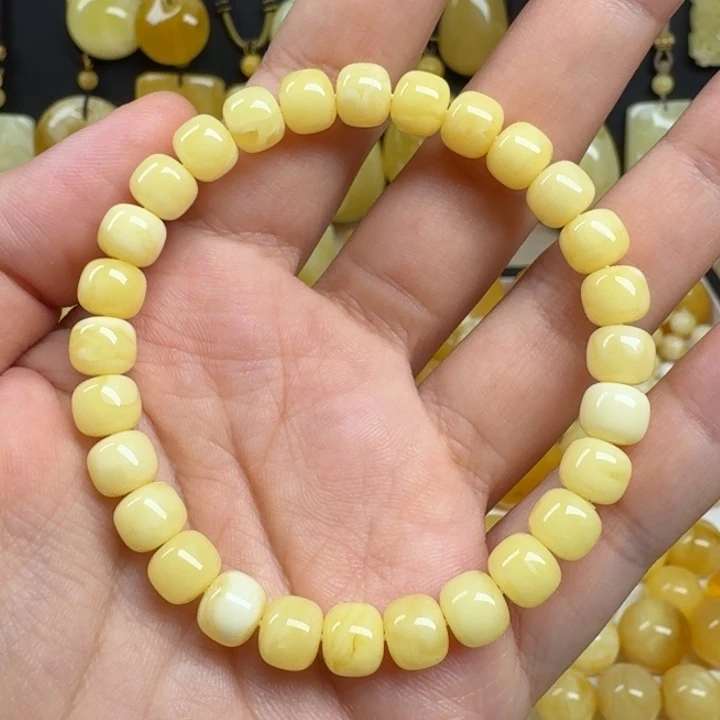 蜜蜡未镶嵌珠宝奇石