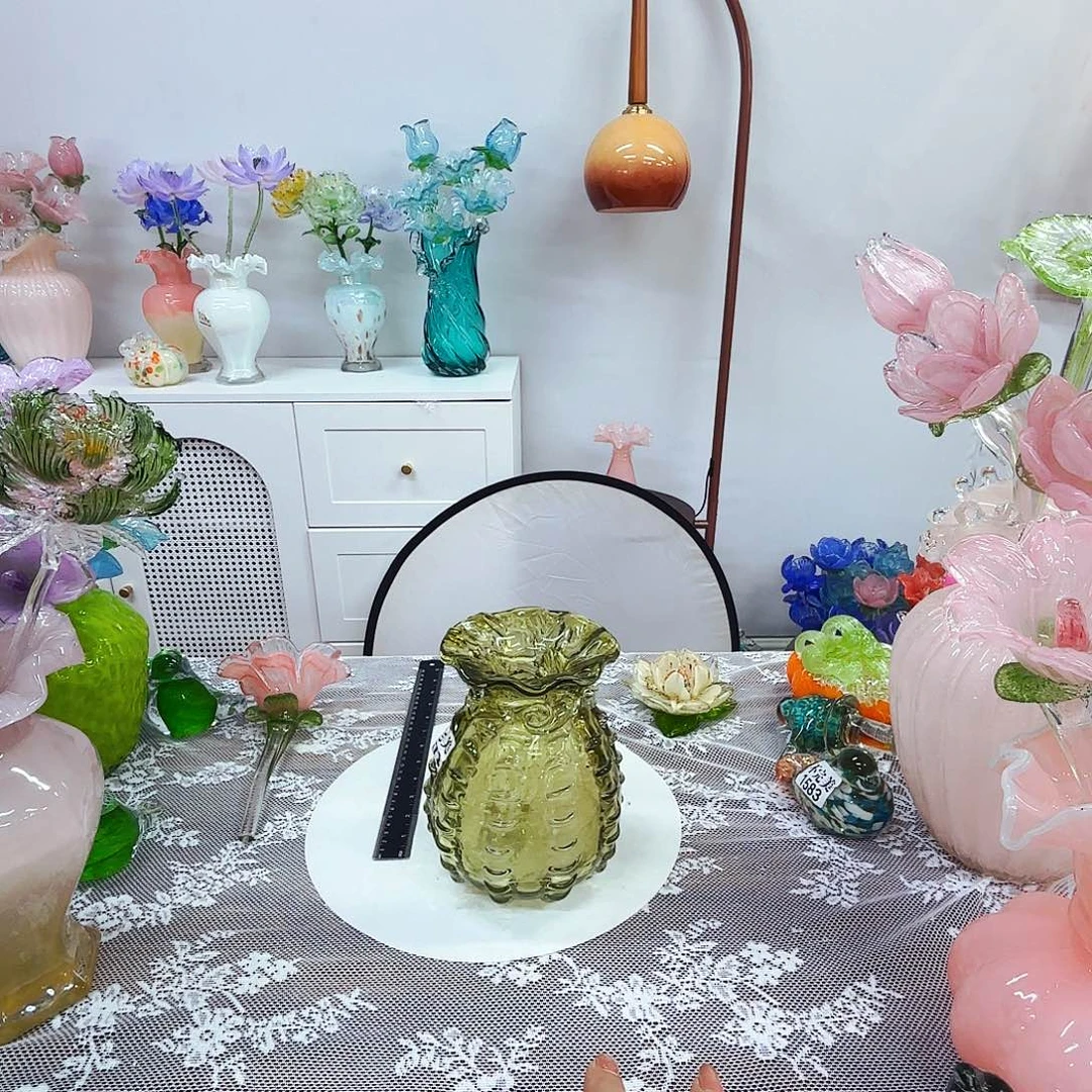 琉璃花瓶器艺术品