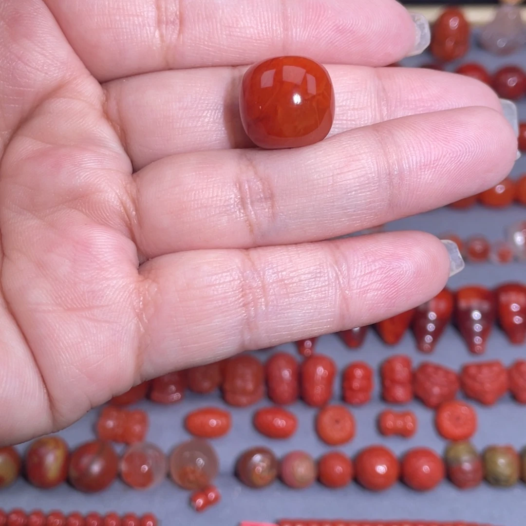 南红玛瑙老型未镶嵌鹏**r