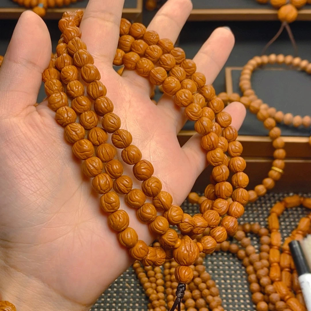 聖***桃核吊坠秦岭森林08