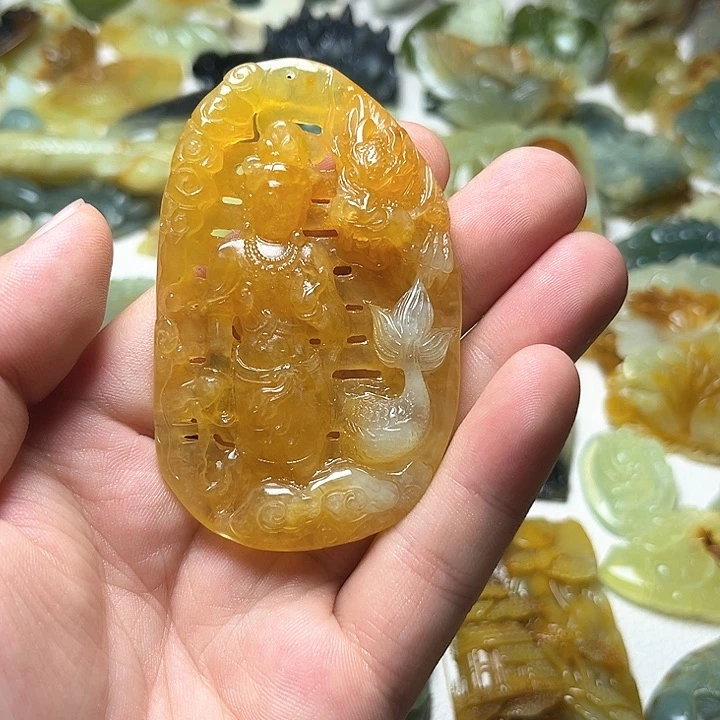 蛇纹石玉未镶嵌颈饰火**@