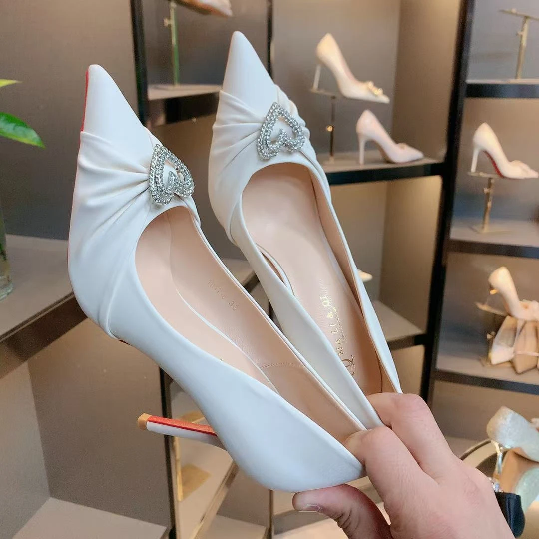 绝美高跟鞋女2025新款御姐性感尖头细跟爱心水钻单鞋1017-8