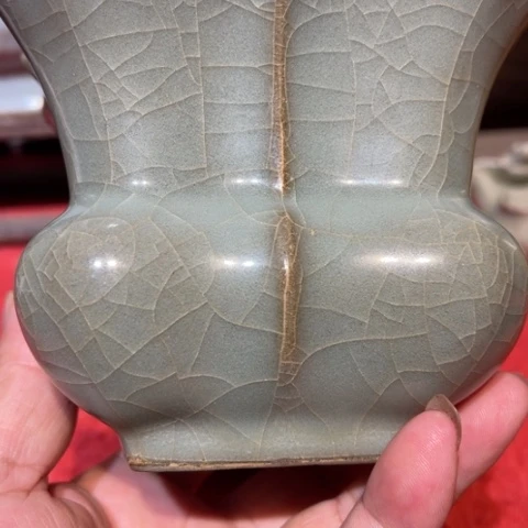 摆件龙泉窑文化，整体开片