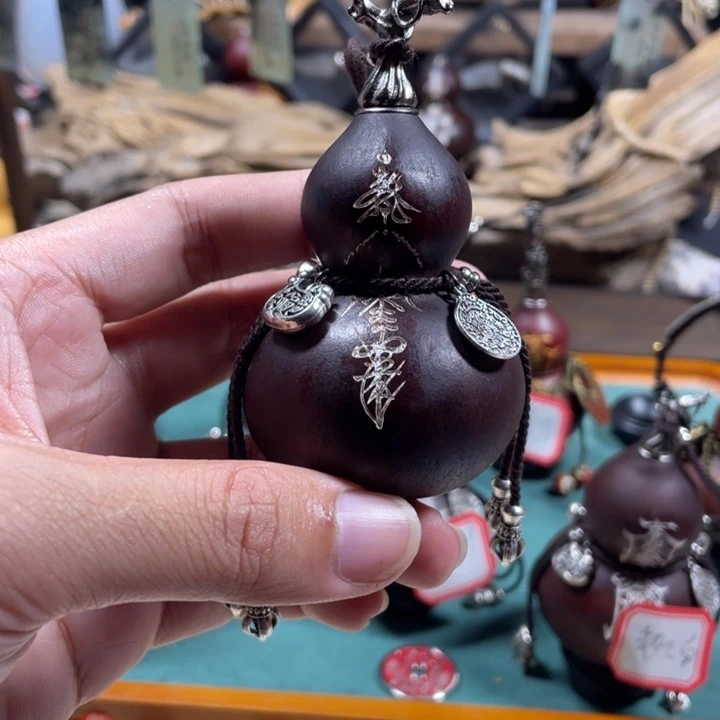 上***鏡布艺黑色雕刻图案葫芦