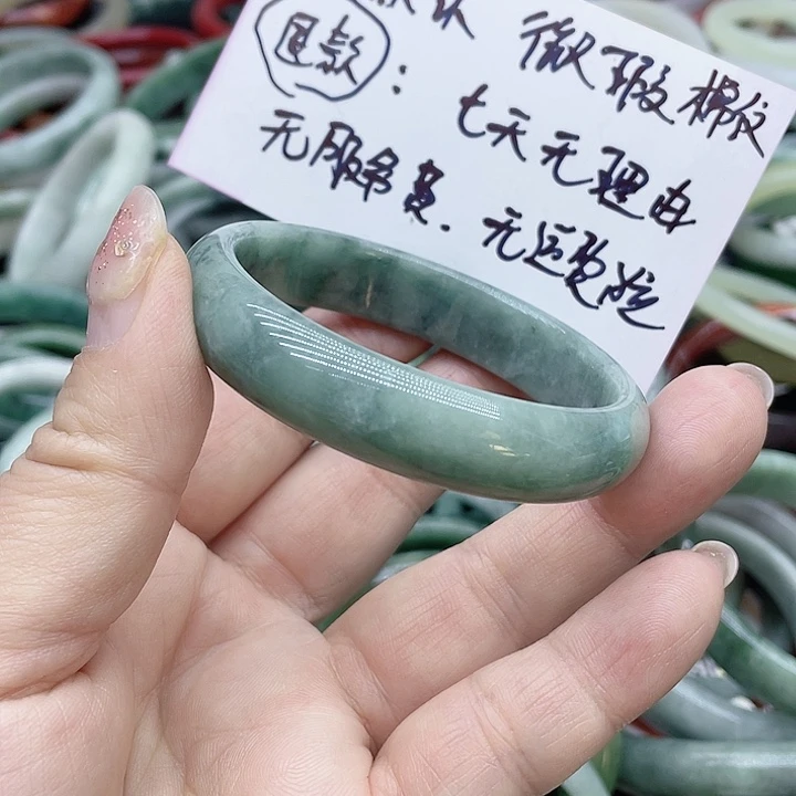 爱***己非金属手镯黑色手镯