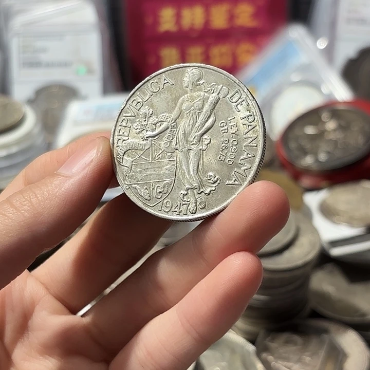 毅***中银Ag900巴拿马将军一巴波亚银币