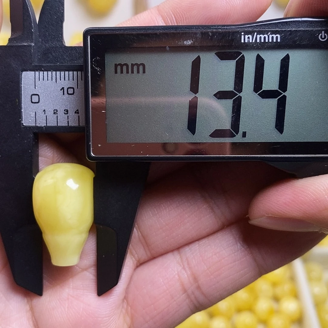 裸石琥珀未镶嵌蜜蜡三通
