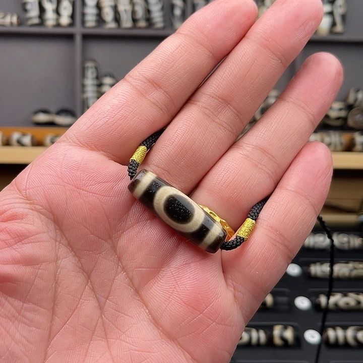 玛瑙/玉髓颈饰未镶嵌上肯台珠玛瑙条纹