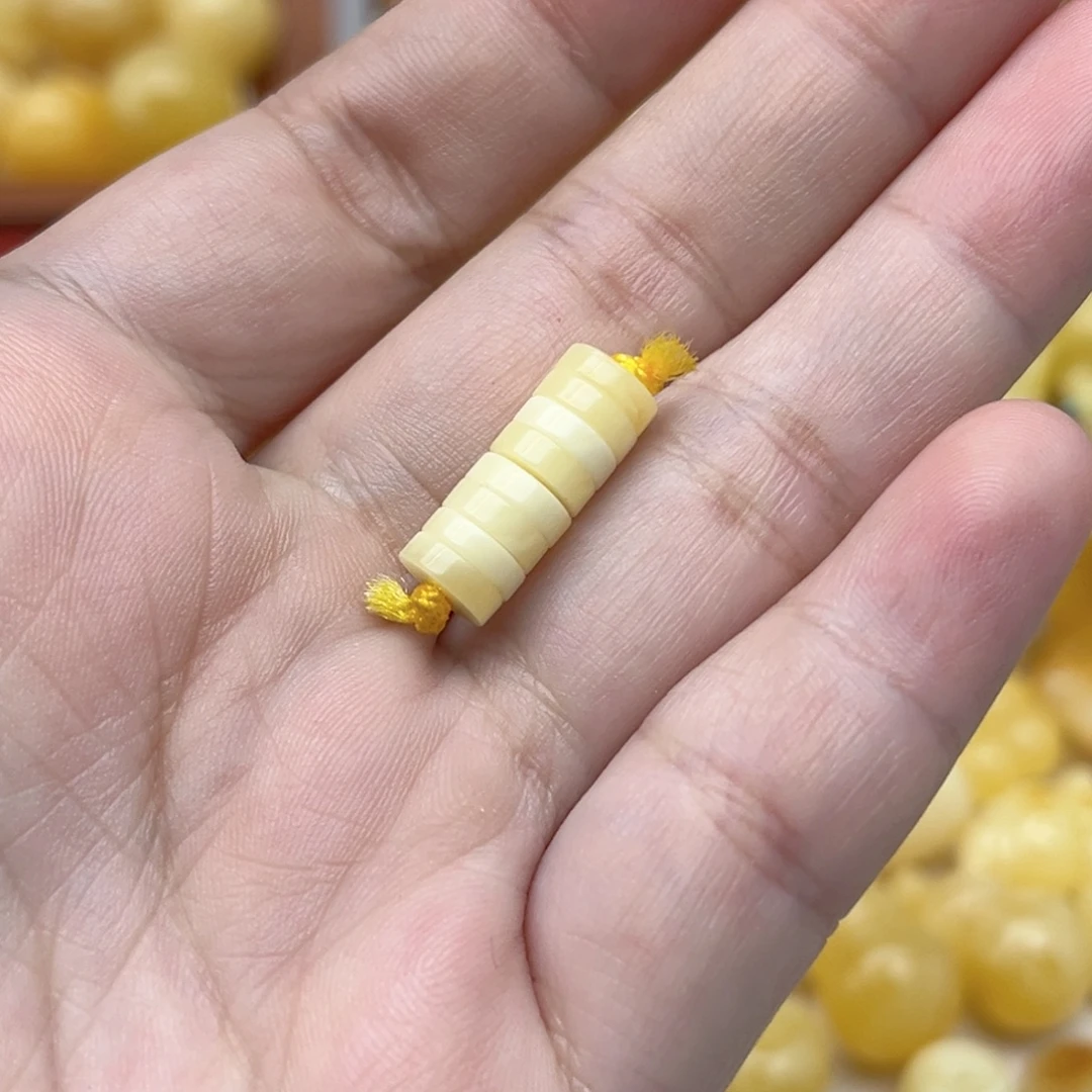 蜜蜡未镶嵌裸石天然