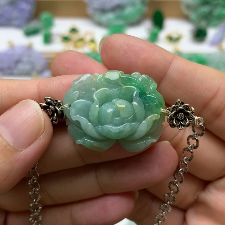 颈饰未镶嵌翡翠翡翠