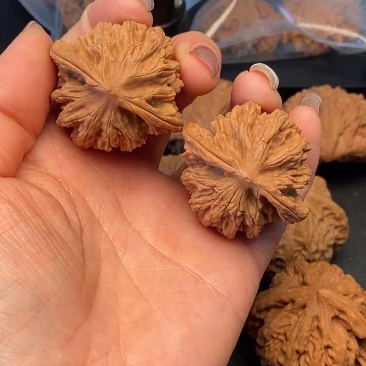 林***涛吊坠文玩核桃麦穗虎头