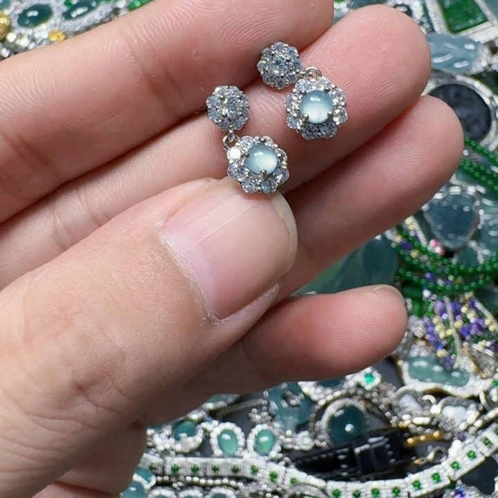 翡翠未镶嵌颈饰天然A货翡翠放漏