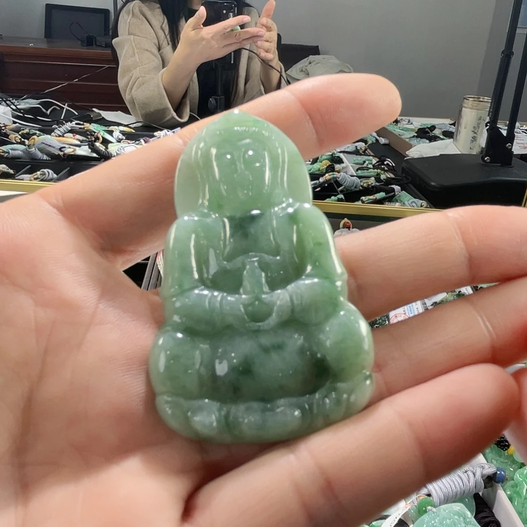 颈饰未镶嵌翡翠一