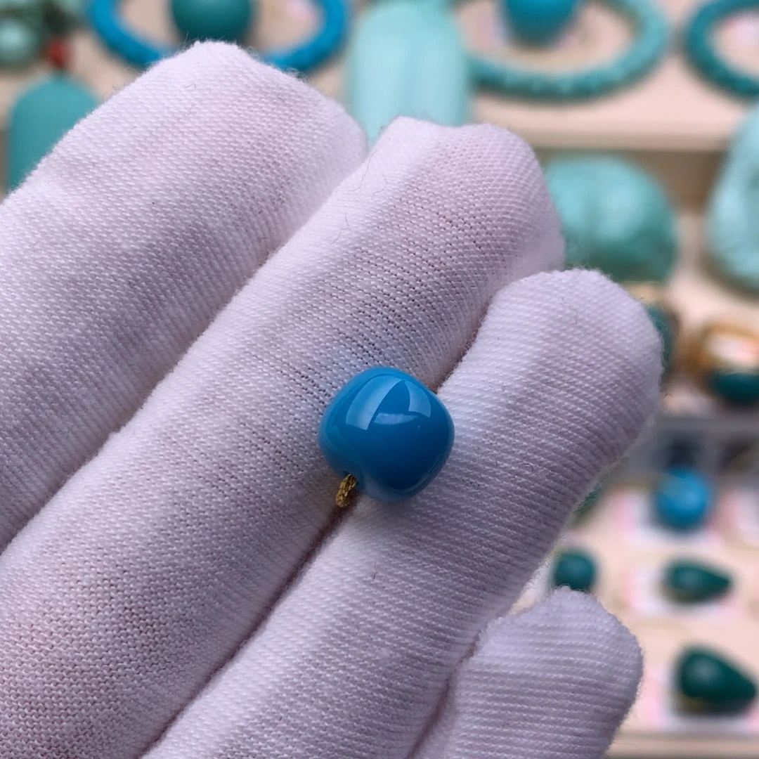 绿松石未镶嵌珠宝奇石9