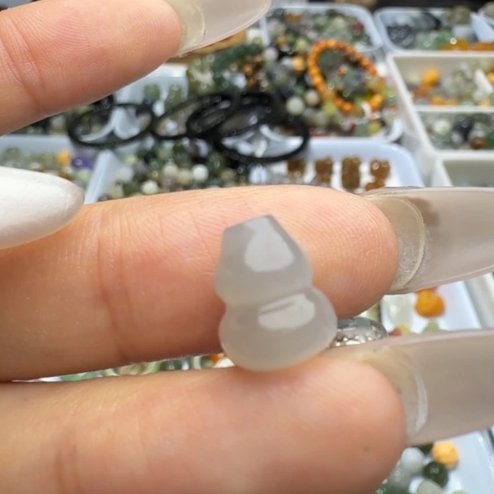 未镶嵌和田玉珠宝半成品