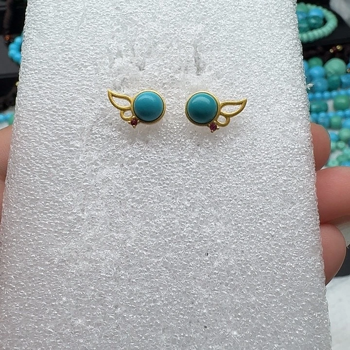 绿耳钉耳饰一对，女款