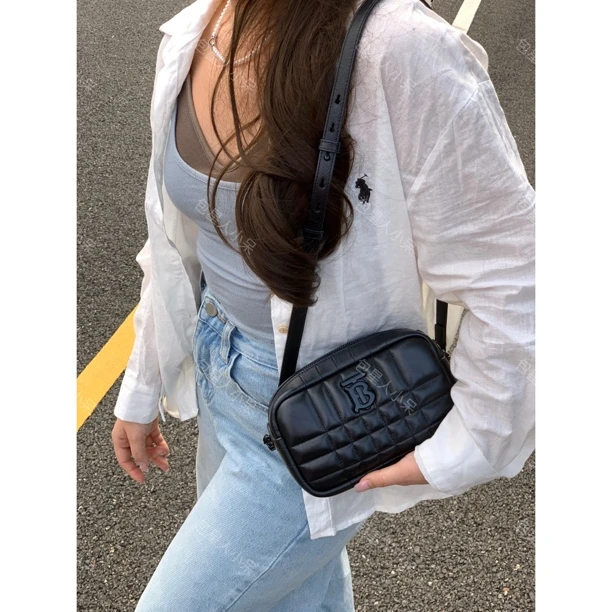 95新 BURBERRY/博柏利 闲置全套LOLA soblack相机包