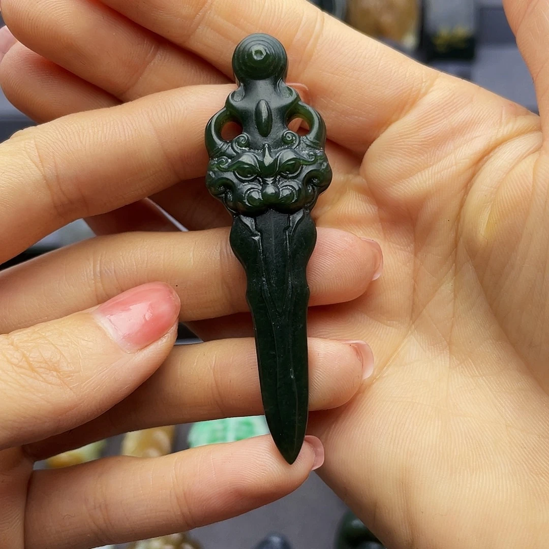 一***香颈饰未镶嵌和田玉