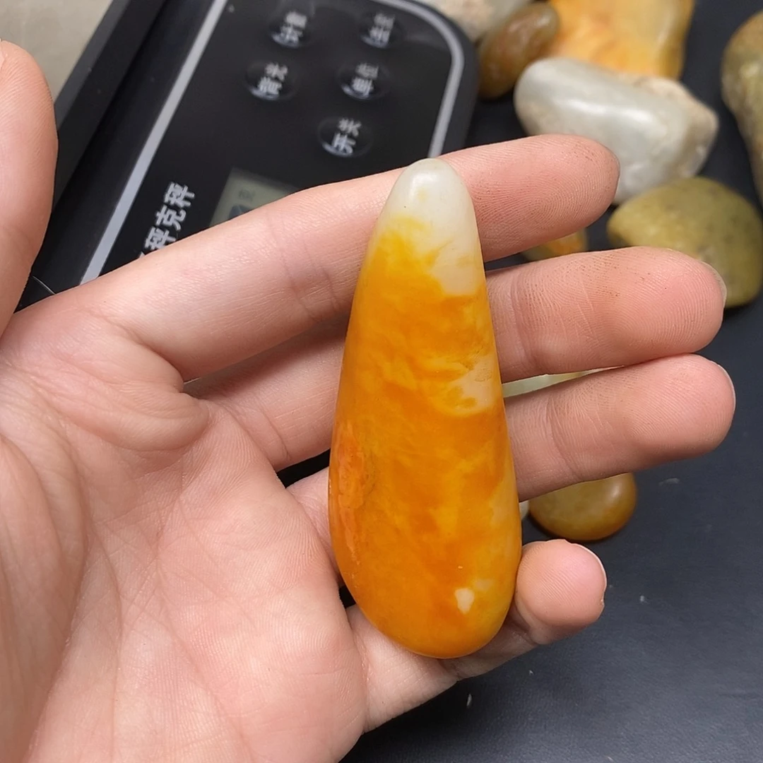 和田玉（糖玉）未镶嵌挂件