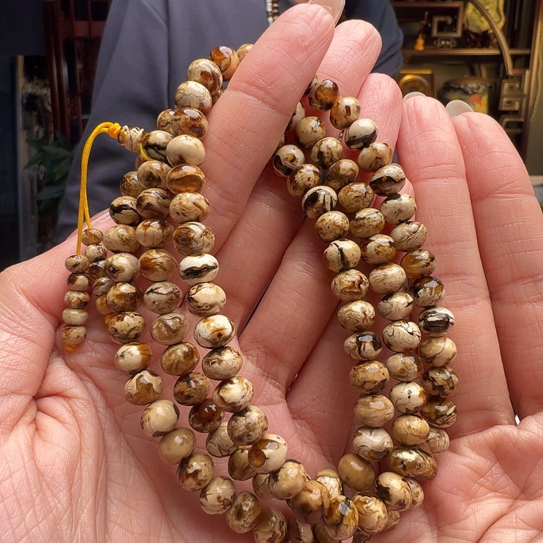 琥珀未镶嵌裸石抚顺琥珀20080七