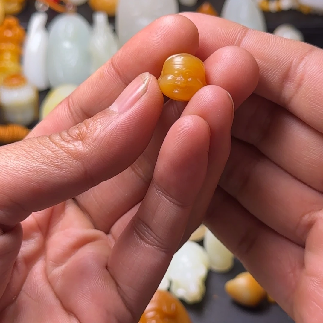 和田玉未镶嵌吊坠(不含链)