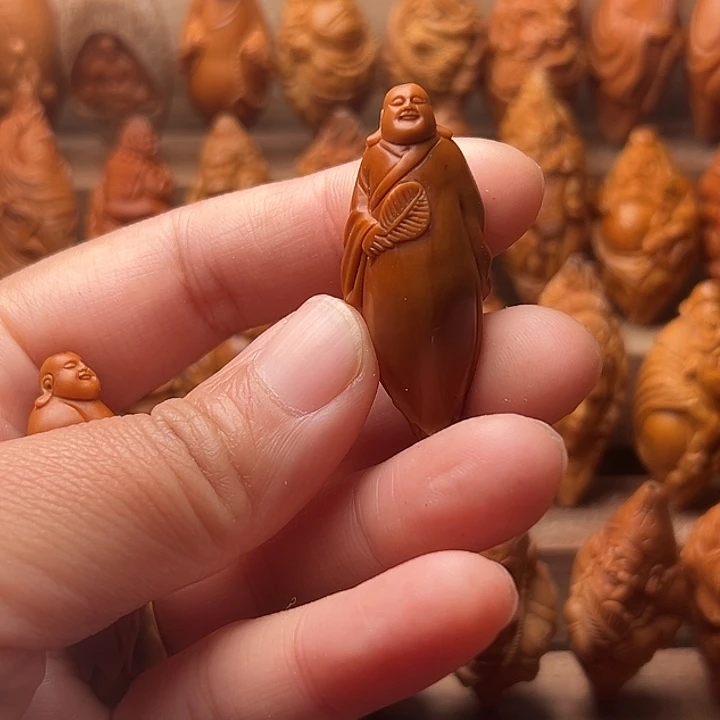 洋***月吊坠橄榄核橄榄核