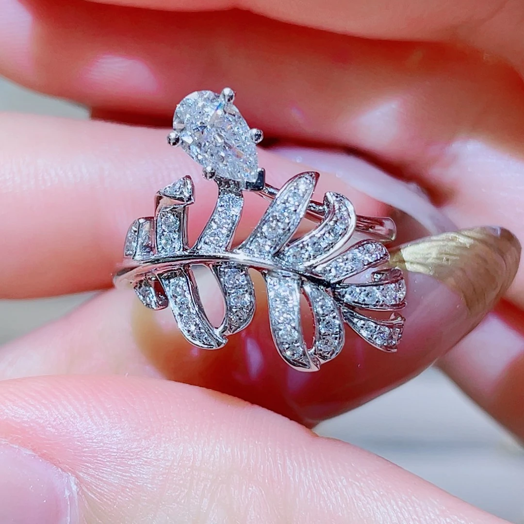 铂Pt950镶嵌实验室培育钻石0.5ct 羽毛戒指 14号