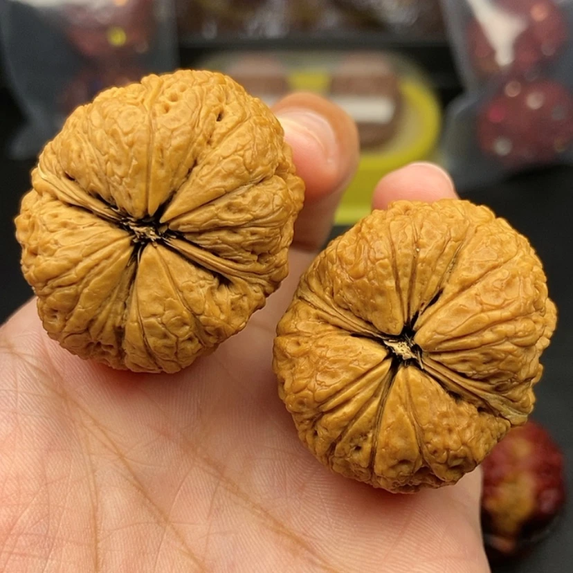 【闪购商品】把件文玩核桃37尺蛇皮球
