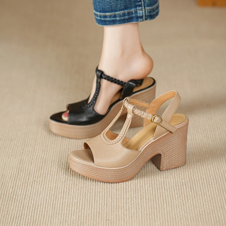 轻奢鞋子法式复古8CM高跟韩版百搭坡跟鞋露趾夏季羊皮舒适休闲