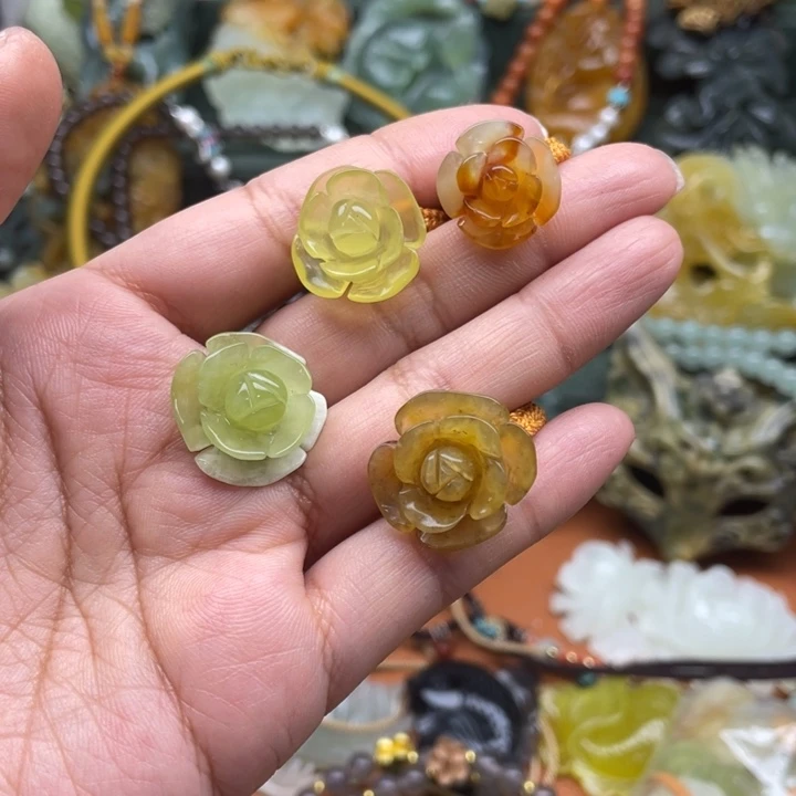 蛇纹石玉未镶嵌吊坠平*心