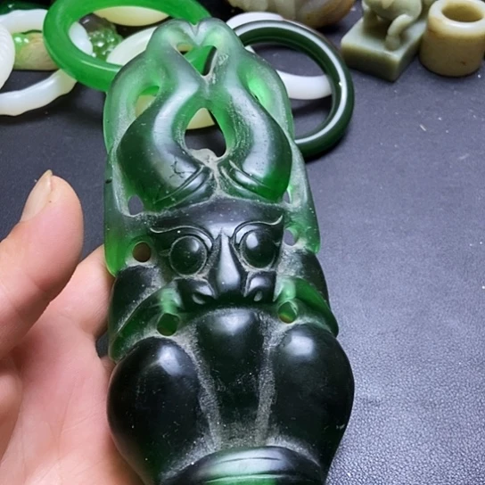 吊坠紫金钵盂菩提