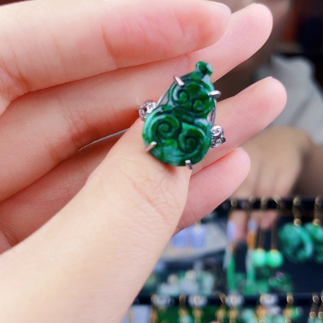 翡翠戒指银S925镶嵌