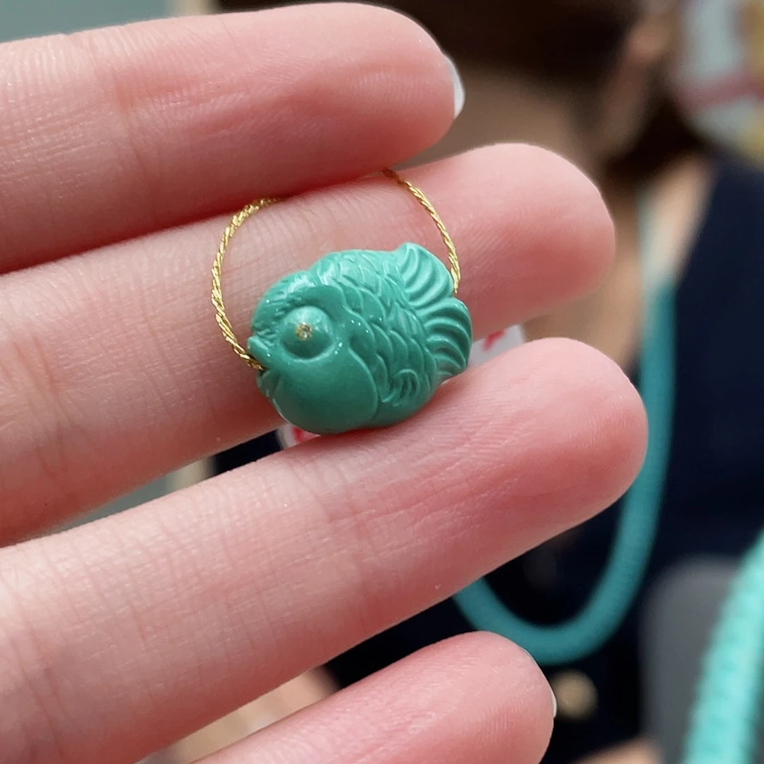 绿松石颈饰未镶嵌