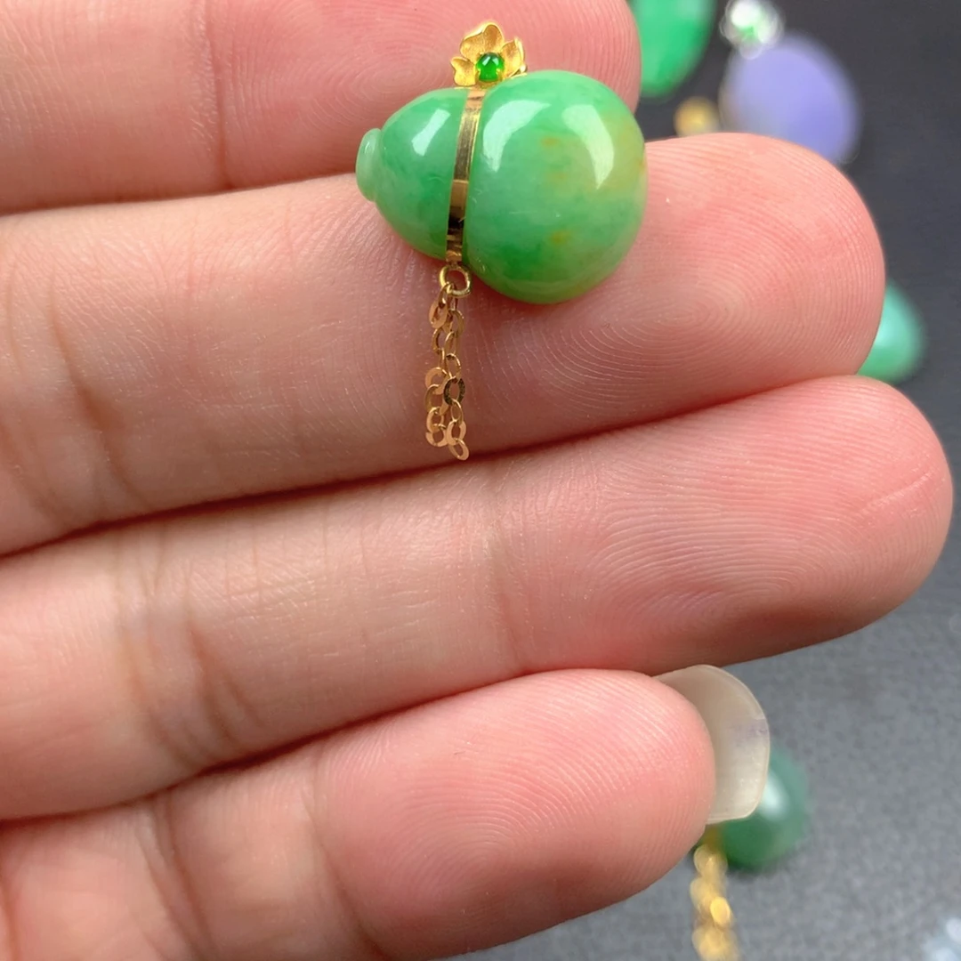 【闪购商品】翡翠18K金镶嵌颈饰加**式翡翠