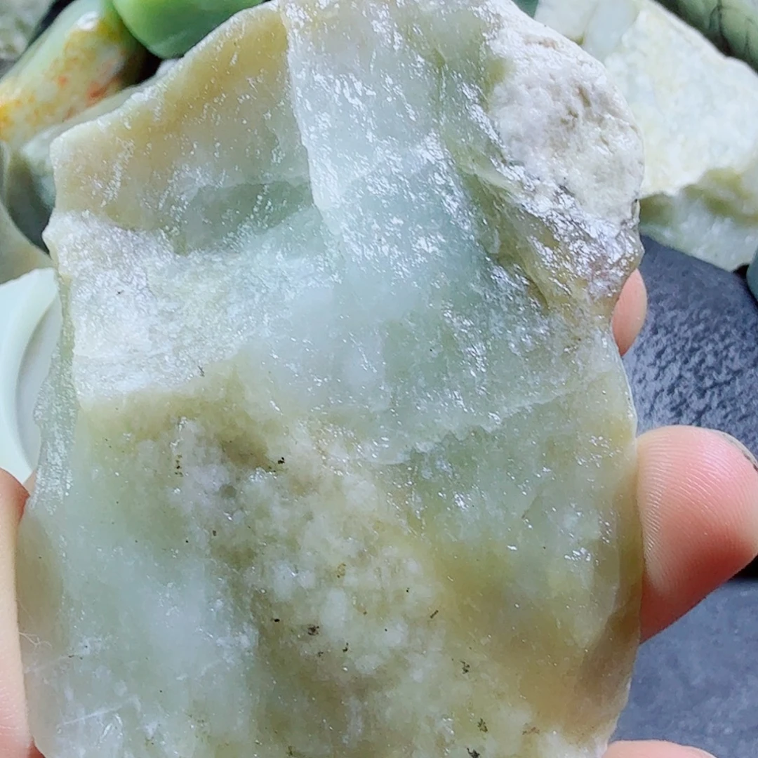 和田玉（糖玉）未镶嵌挂件