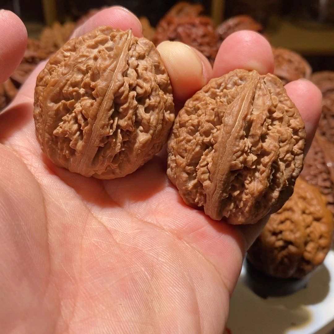 文玩核桃吊坠蚂蚁蛋