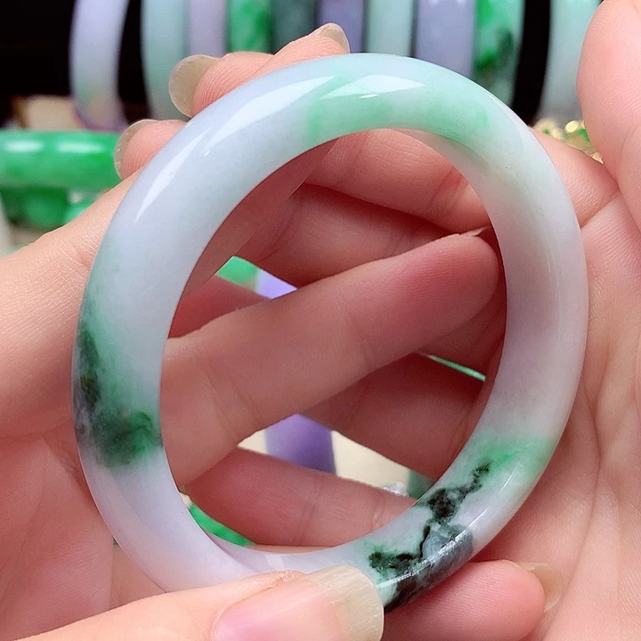 未镶嵌手镯翡翠翡翠手镯