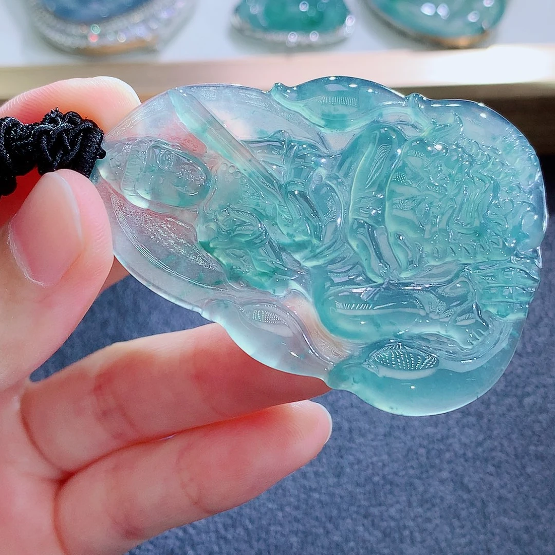 翡翠未镶嵌颈饰翡翠