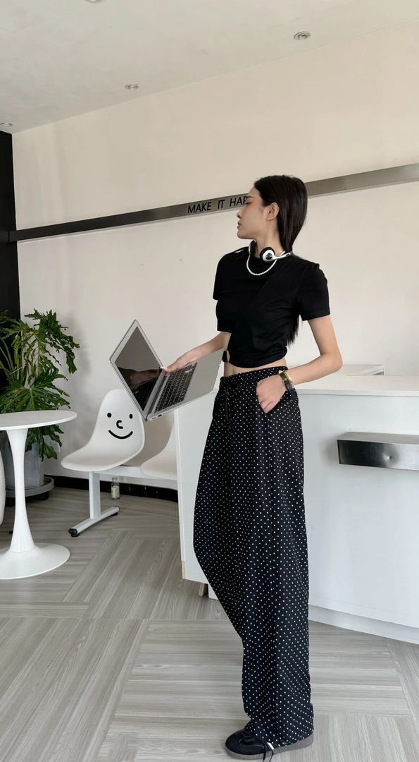 恩熙·韩版新款波点直筒裤9005