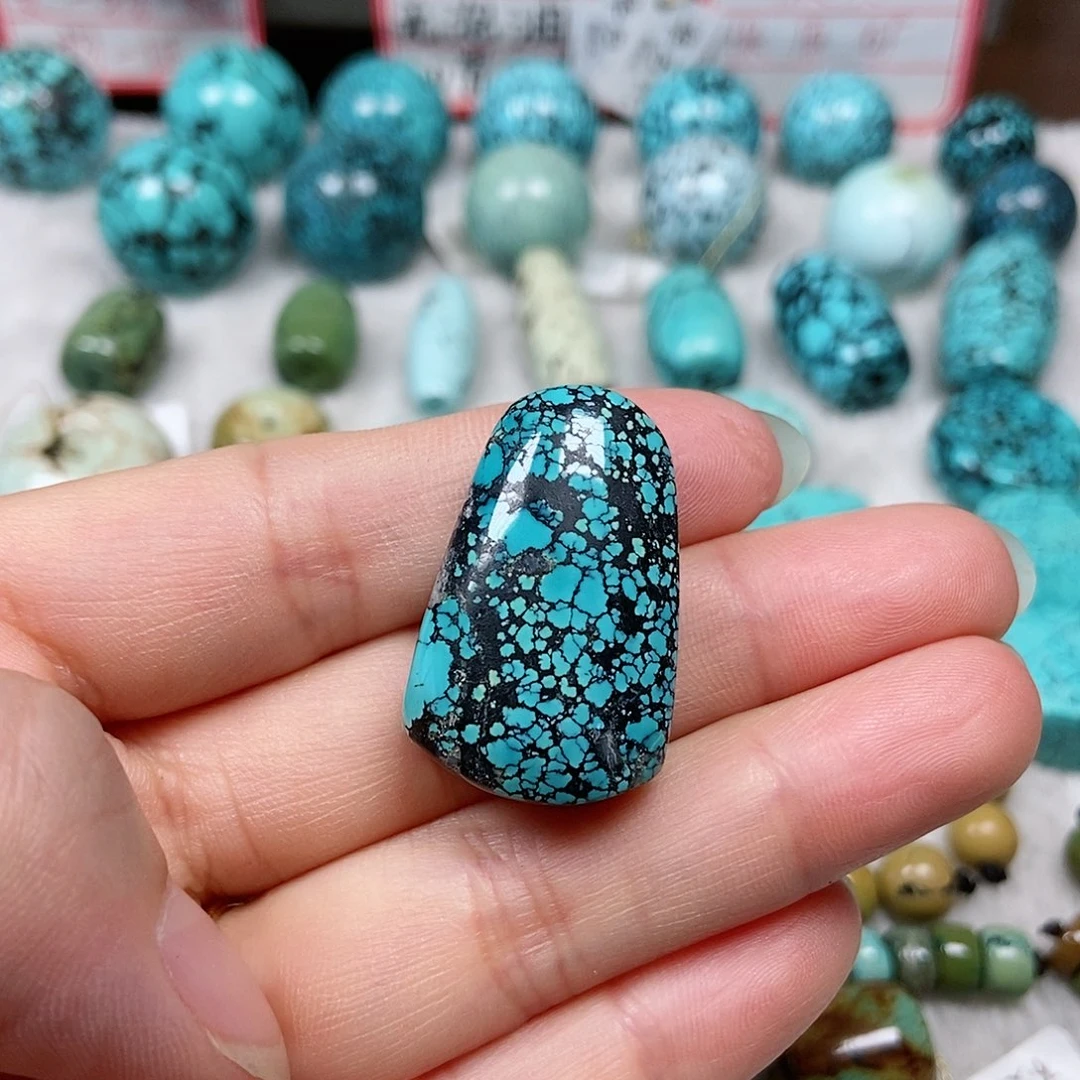 绿松石未镶嵌珠宝半成品